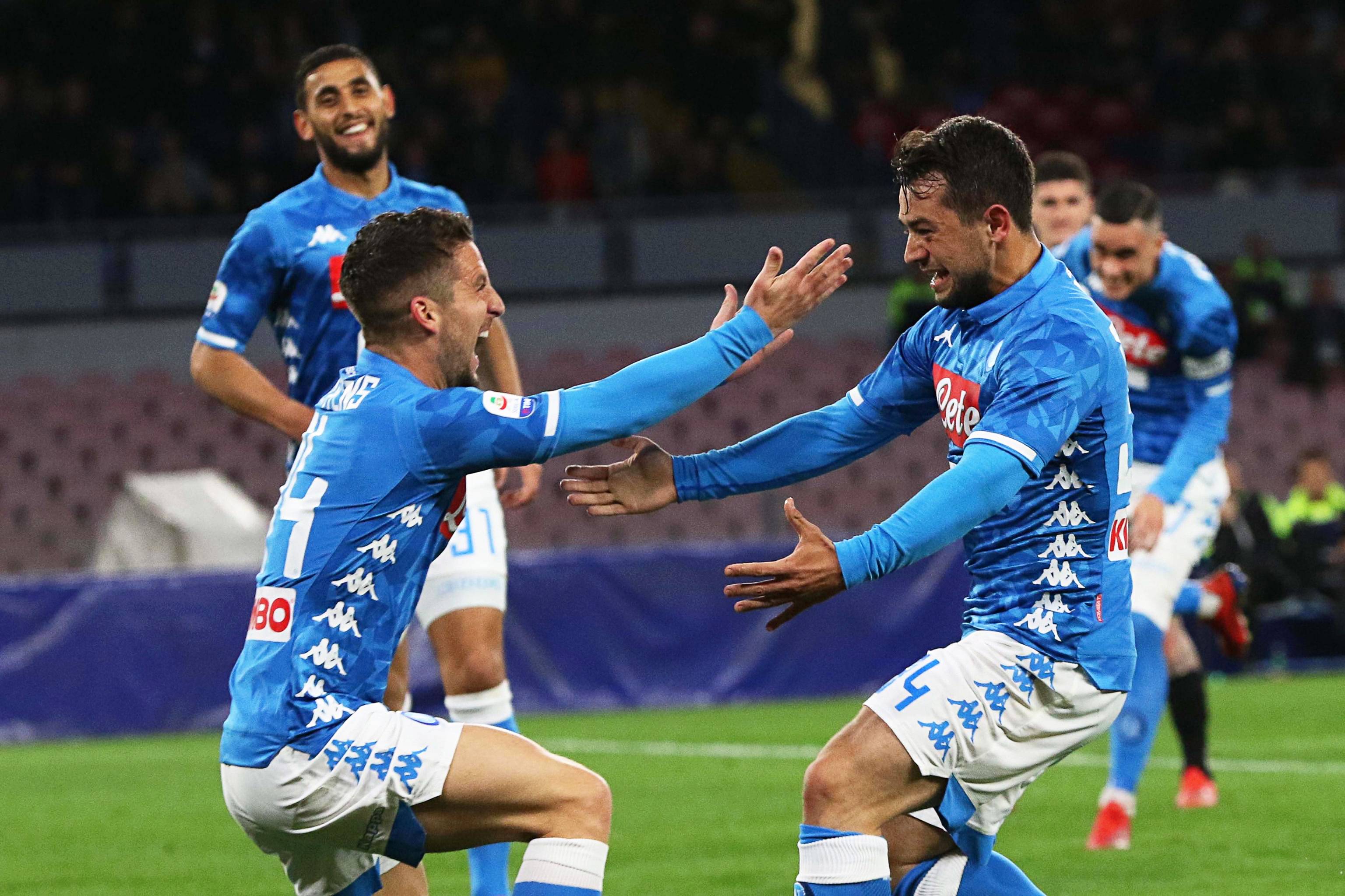 星空体育在线官网-赛地聚焦——欧冠冲刺阶段热度飙升；AC米兰主帅复盘；目标明确；医务组通报恢复的简单介绍-星空体育在线官网